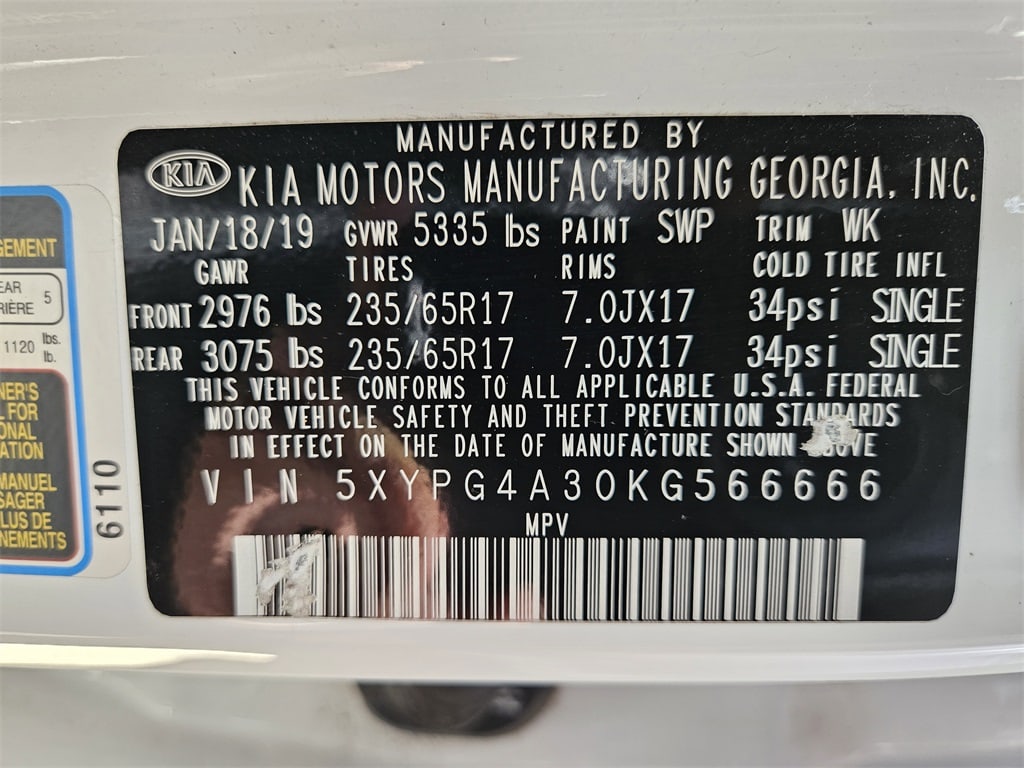 2019 Kia Sorento LX 17