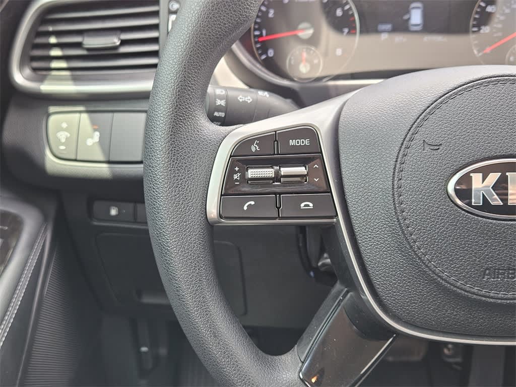 2019 Kia Sorento LX 29