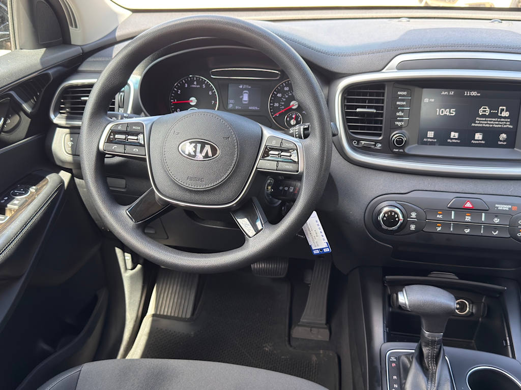 Thumbnail: 2019 Kia Sorento - 11