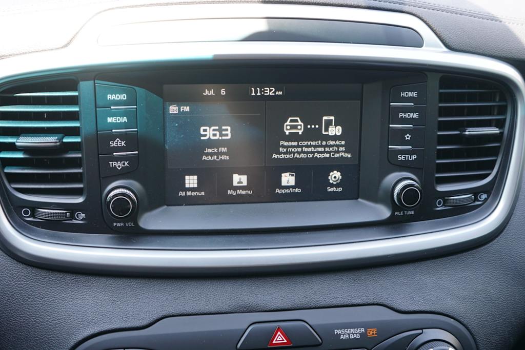 Thumbnail: 2020 Kia Sorento - 17
