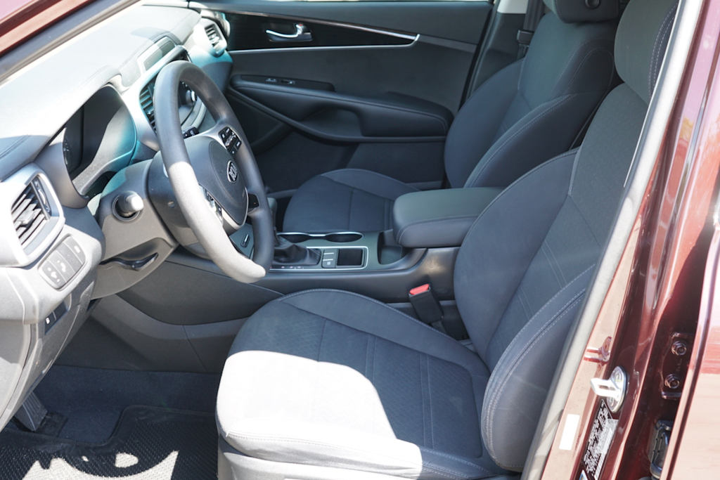 Thumbnail: 2020 Kia Sorento - 7