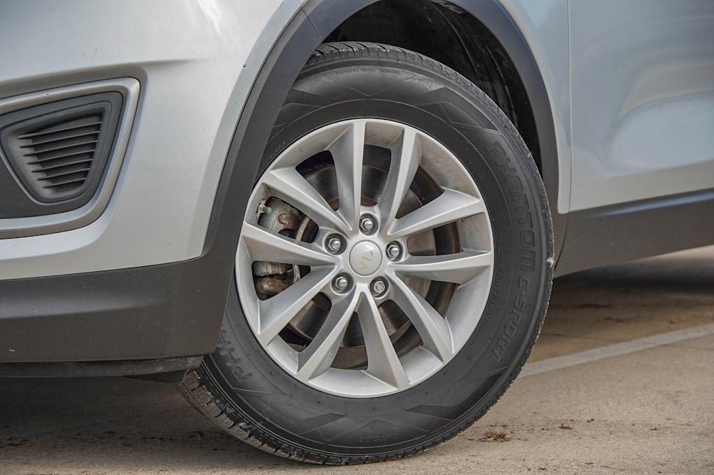 Thumbnail: 2016 Kia Sorento - 5