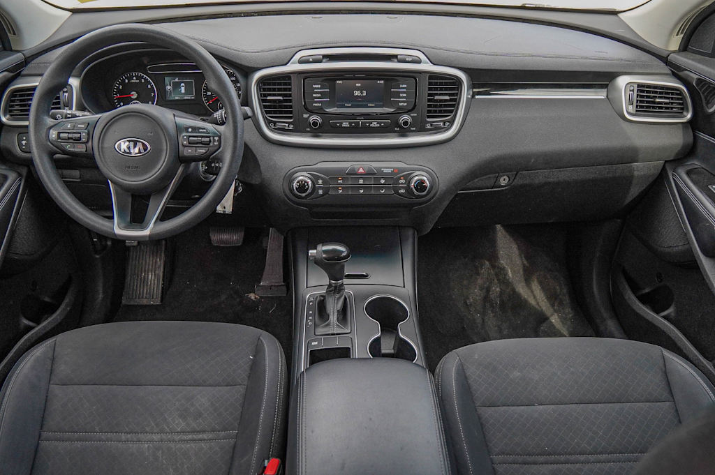 Thumbnail: 2016 Kia Sorento - 6