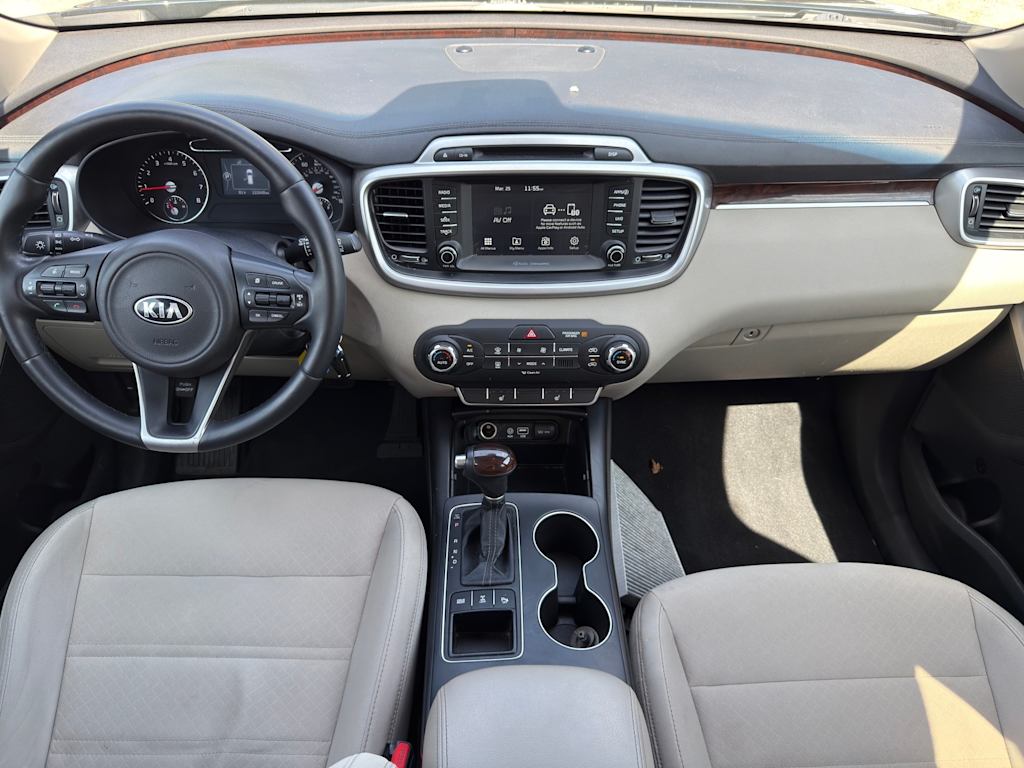 Thumbnail: 2017 Kia Sorento - 27