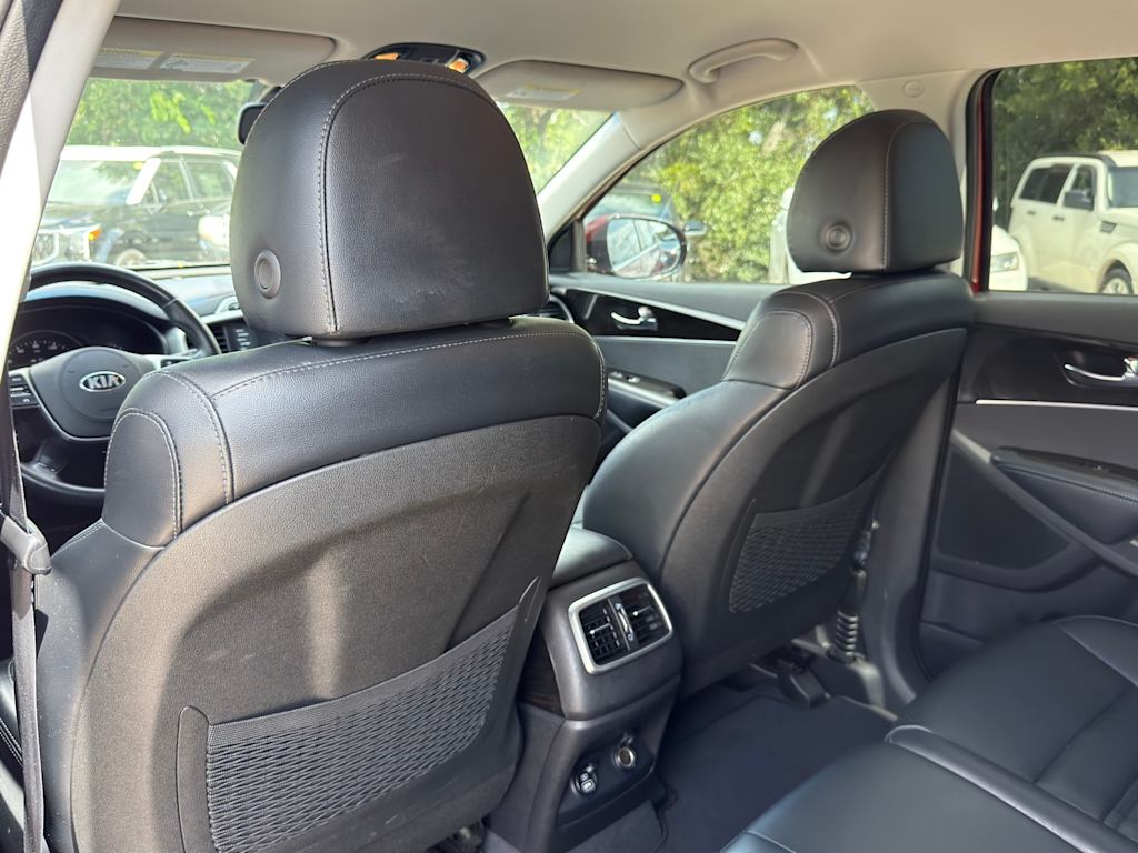 Thumbnail: 2019 Kia Sorento - 29