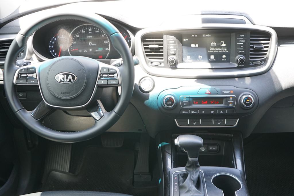 Thumbnail: 2020 Kia Sorento - 6