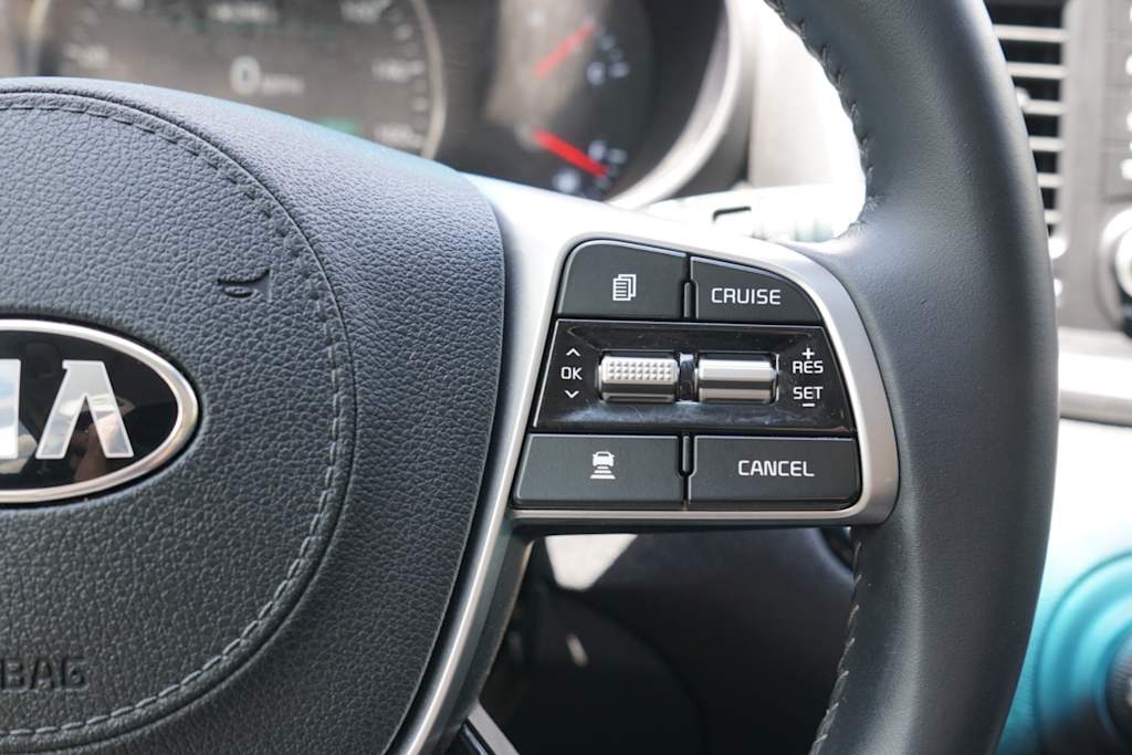 Thumbnail: 2020 Kia Sorento - 24