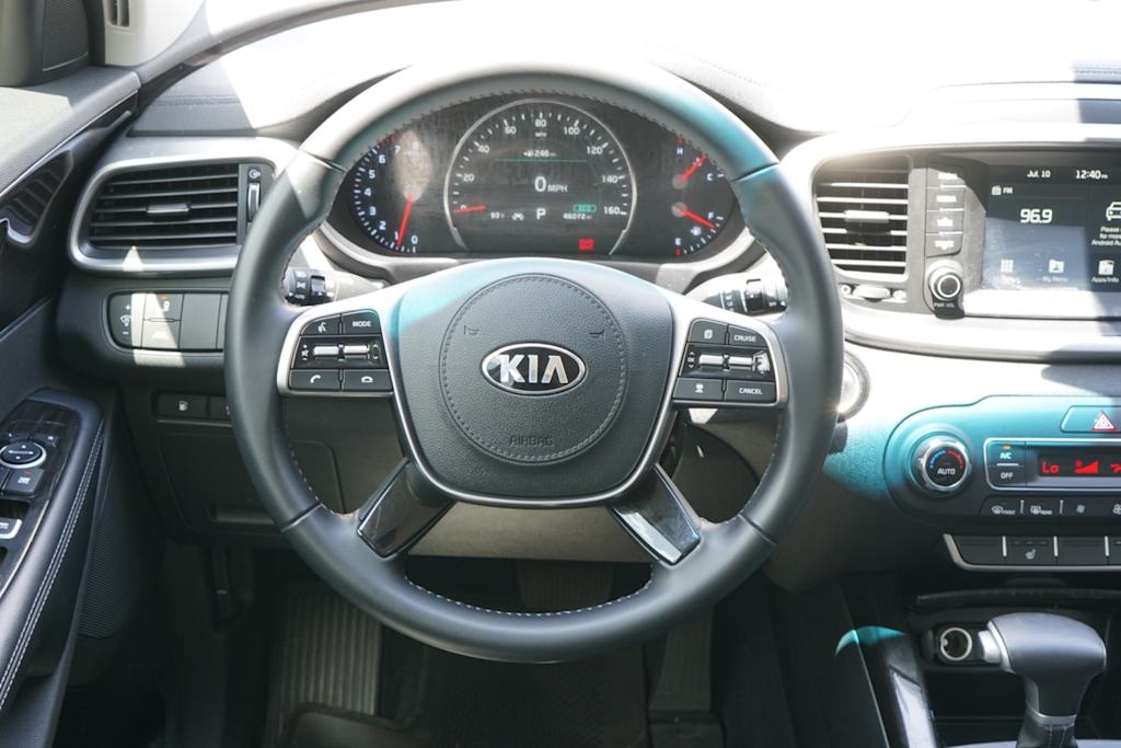 Thumbnail: 2020 Kia Sorento - 10