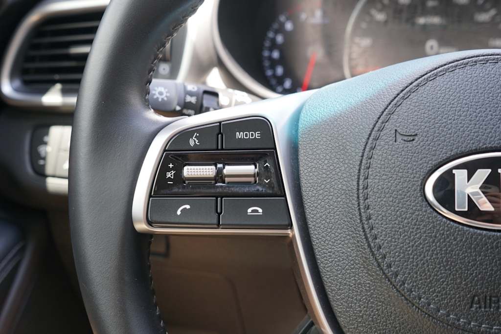 Thumbnail: 2020 Kia Sorento - 25