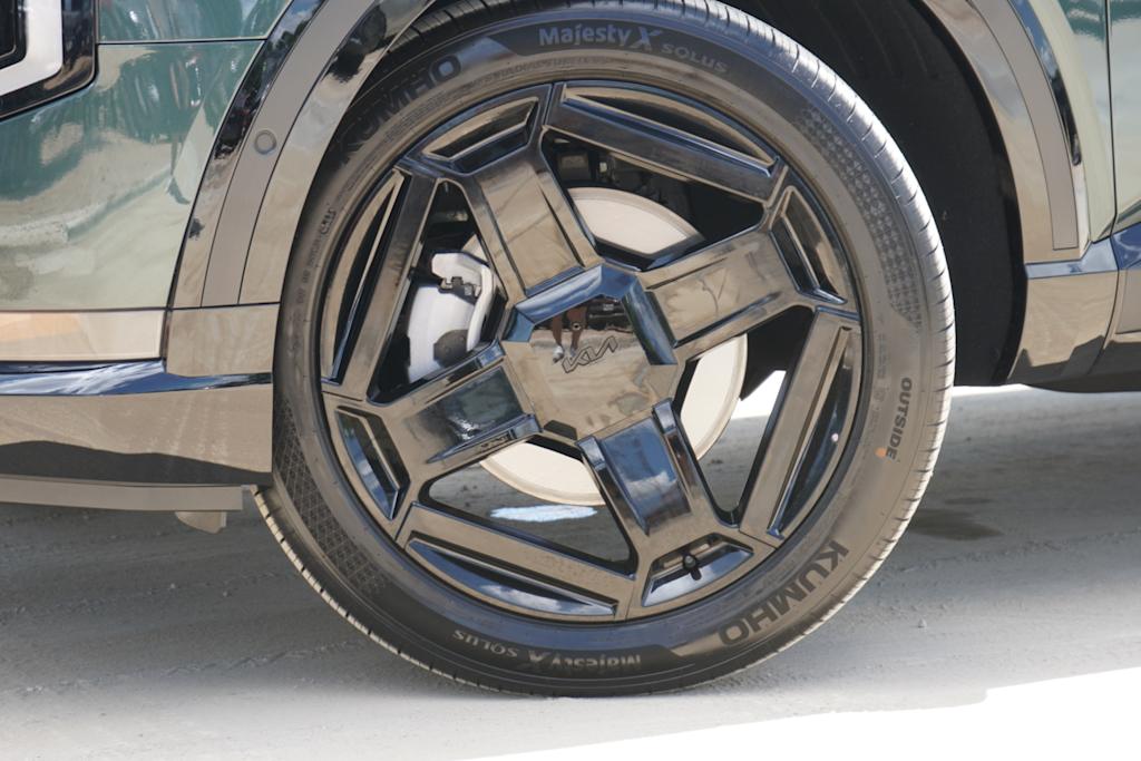 Thumbnail: 2027 Kia Telluride - 5