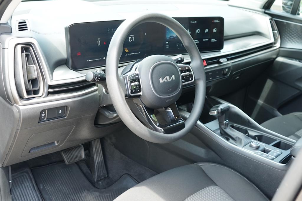 Thumbnail: 2024 Kia Sorento - 2