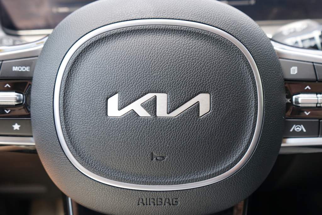 Thumbnail: 2024 Kia Sorento - 17