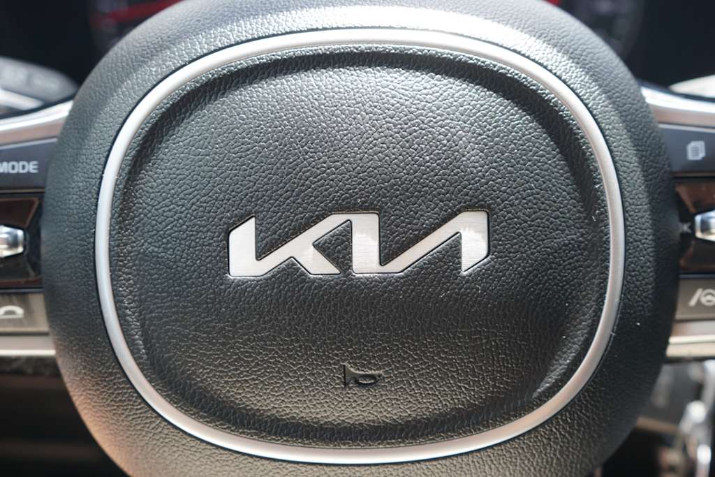 Thumbnail: 2022 Kia Sorento - 17