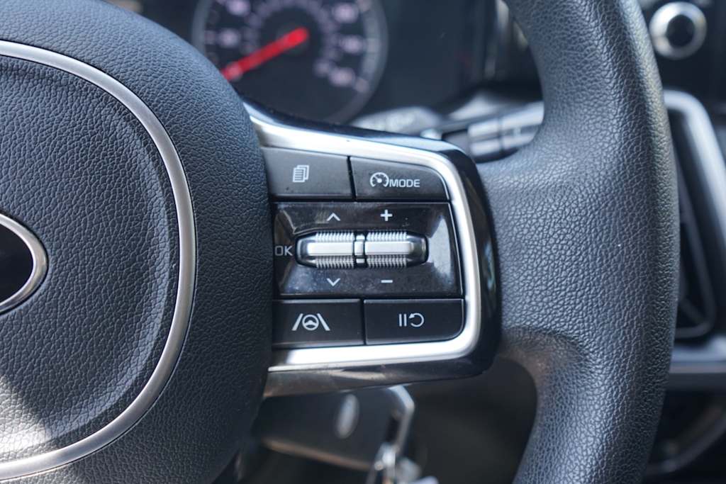 Thumbnail: 2021 Kia Sorento - 16