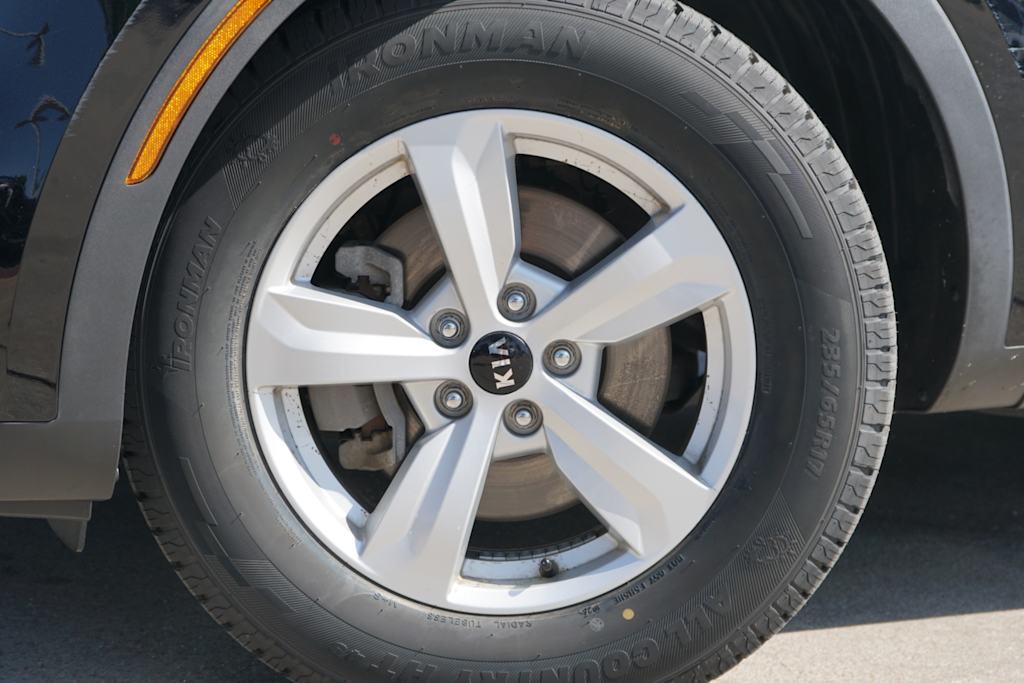Thumbnail: 2021 Kia Sorento - 5