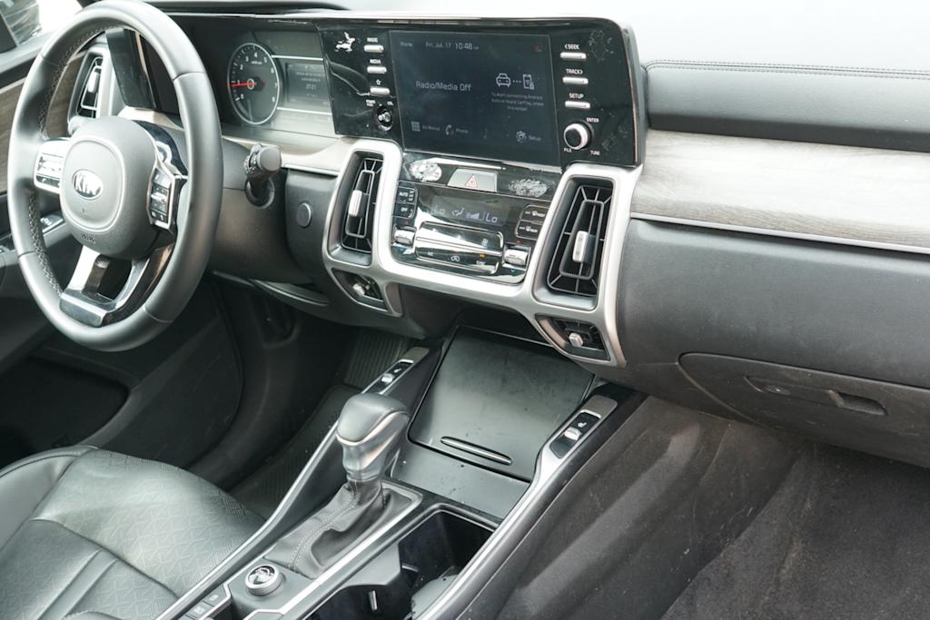 Thumbnail: 2021 Kia Sorento - 10