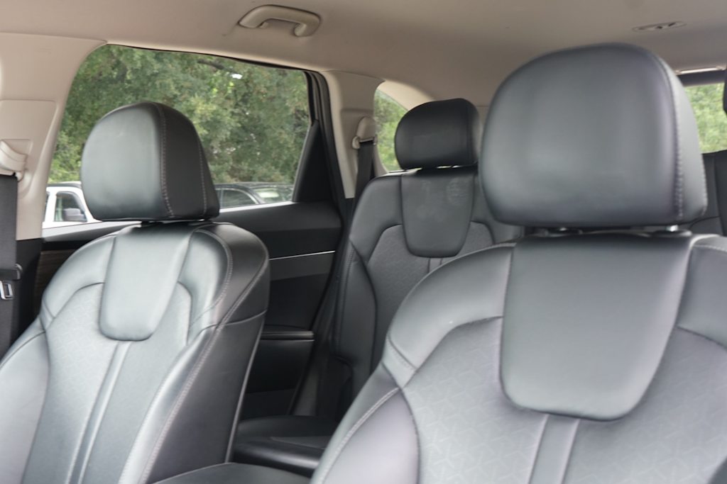 Thumbnail: 2021 Kia Sorento - 8