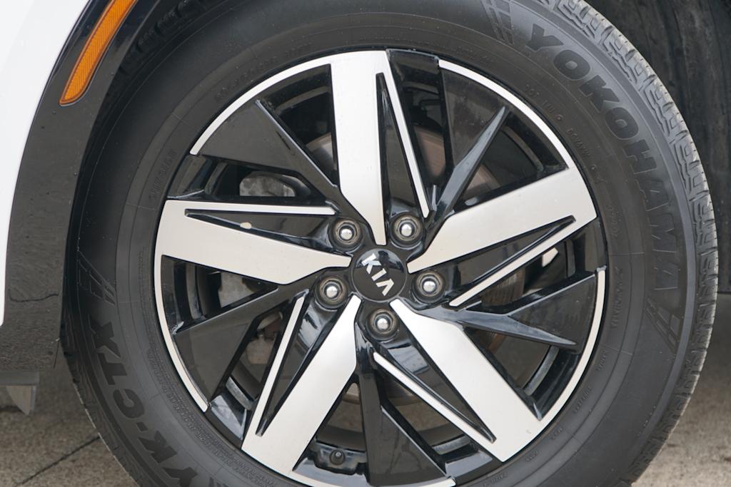 Thumbnail: 2021 Kia Sorento - 5