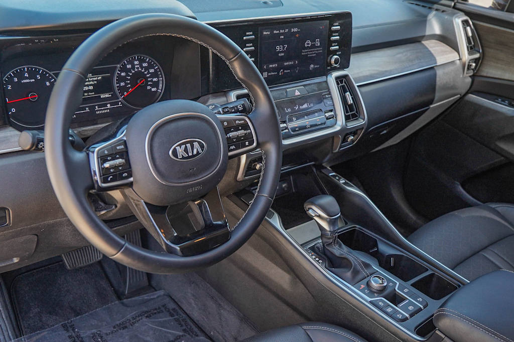 Thumbnail: 2021 Kia Sorento - 2