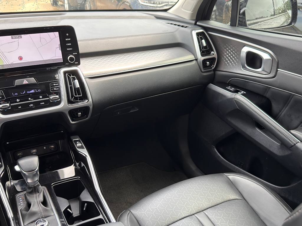 Thumbnail: 2021 Kia Sorento - 25