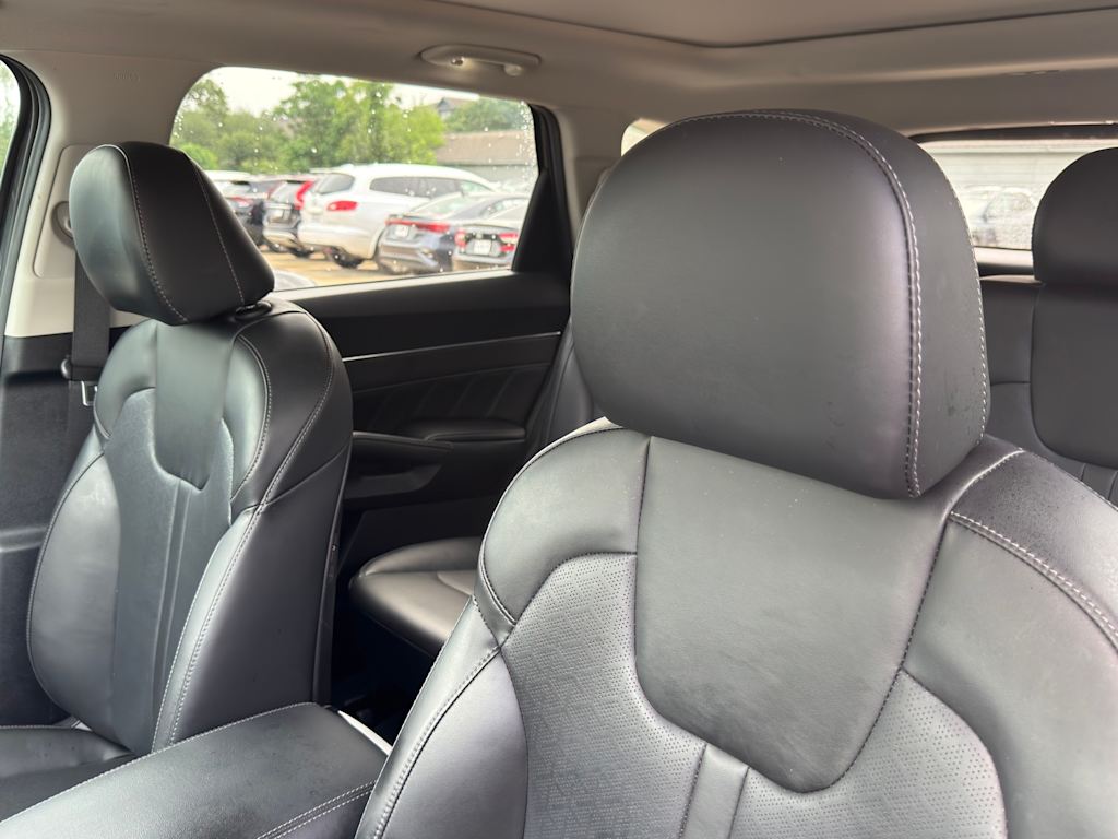 Thumbnail: 2021 Kia Sorento - 10