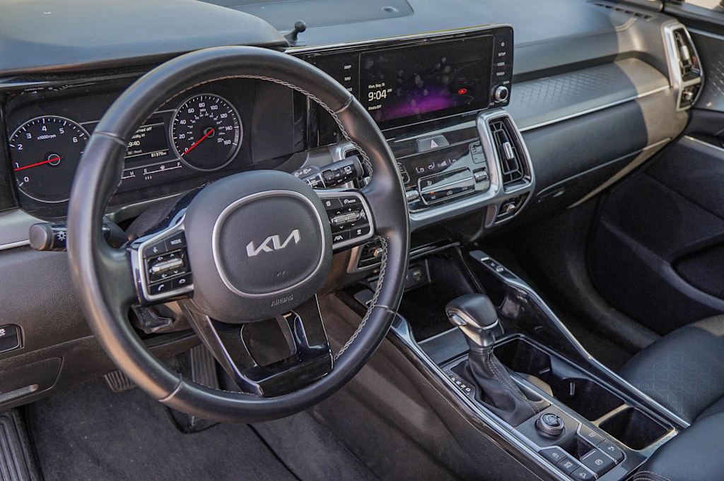 Thumbnail: 2022 Kia Sorento - 2