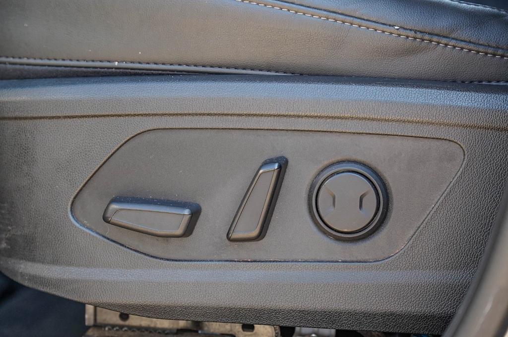 Thumbnail: 2022 Kia Sorento - 26