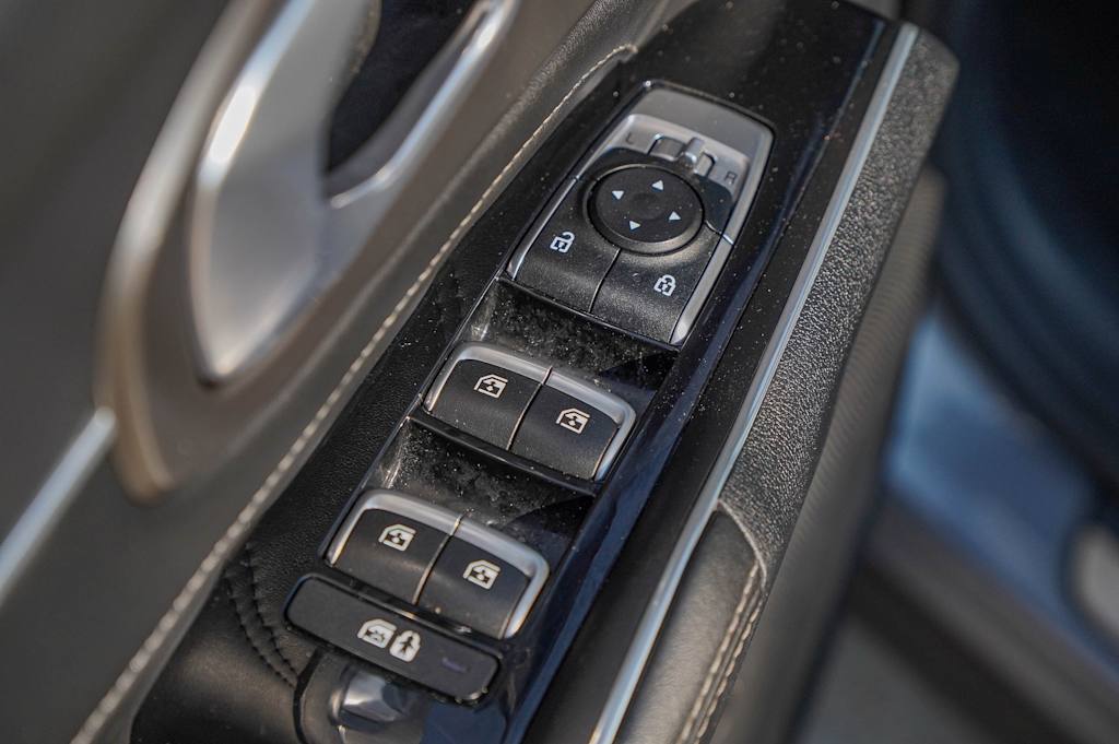 Thumbnail: 2022 Kia Sorento - 25