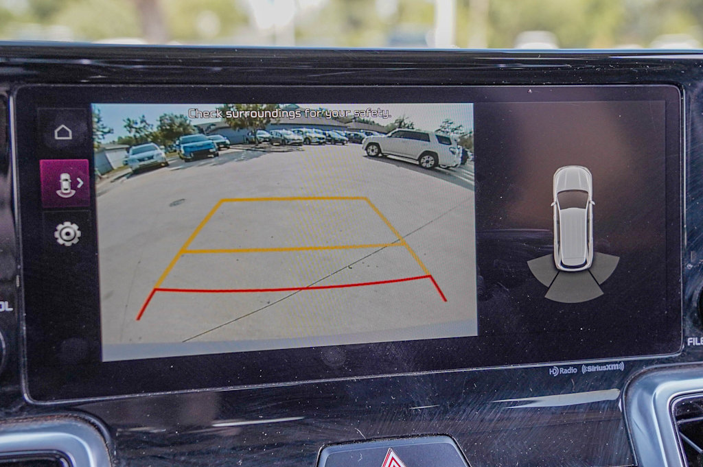 Thumbnail: 2022 Kia Sorento - 9