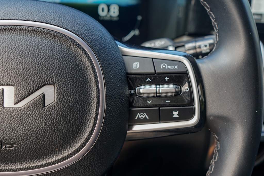 Thumbnail: 2023 Kia Sorento - 19