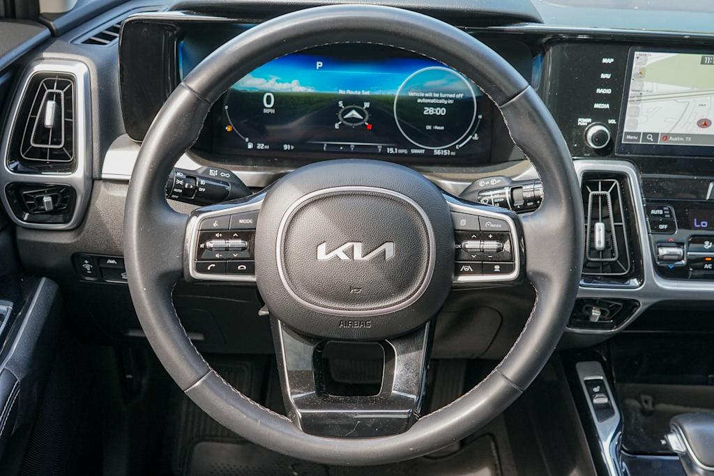 Thumbnail: 2023 Kia Sorento - 11