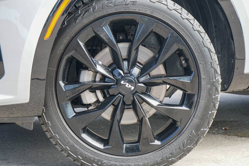 Thumbnail: 2023 Kia Sorento - 6