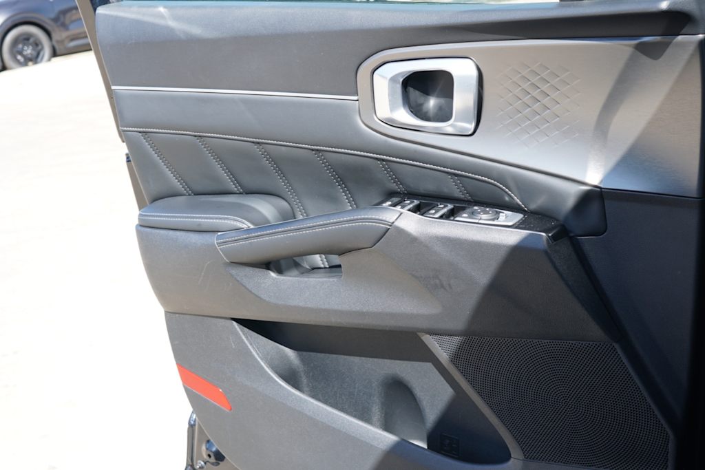 Thumbnail: 2021 Kia Sorento - 19