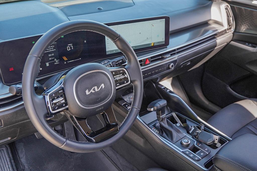 Thumbnail: 2025 Kia Sorento - 2