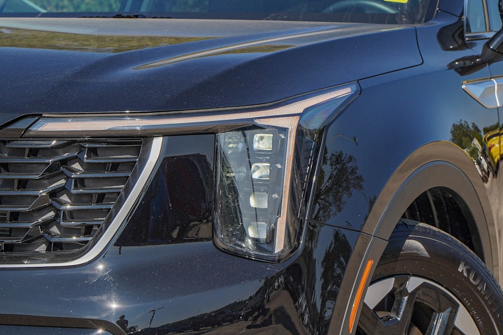 Thumbnail: 2025 Kia Sorento - 15