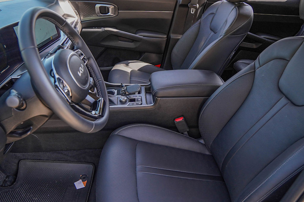 Thumbnail: 2025 Kia Sorento - 7