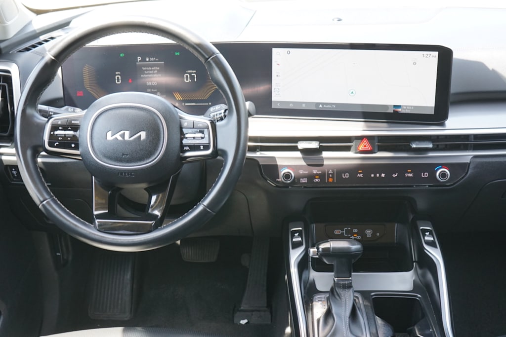 Thumbnail: 2024 Kia Sorento - 7