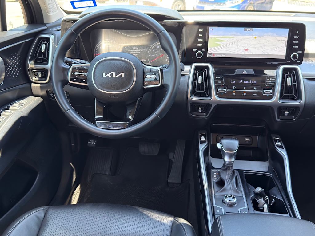 Thumbnail: 2022 Kia Sorento - 13