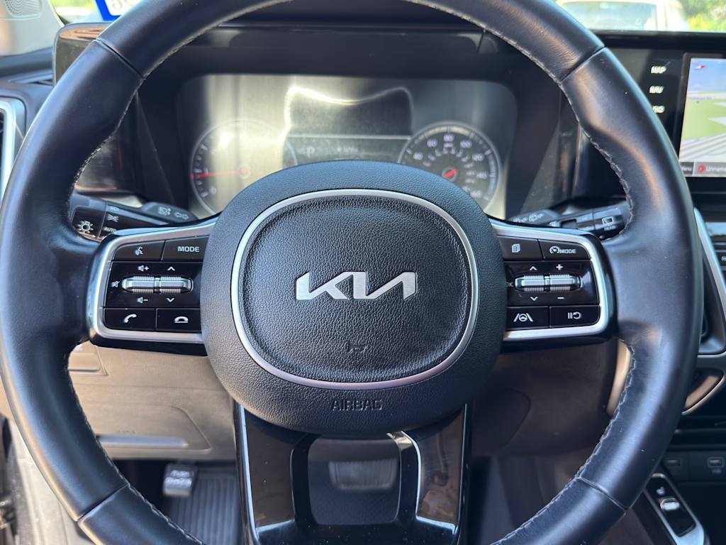 Thumbnail: 2022 Kia Sorento - 25