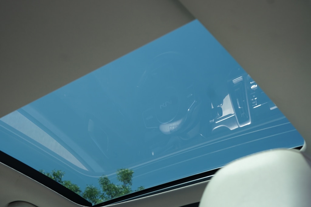 Thumbnail: 2022 Kia Sorento - 28