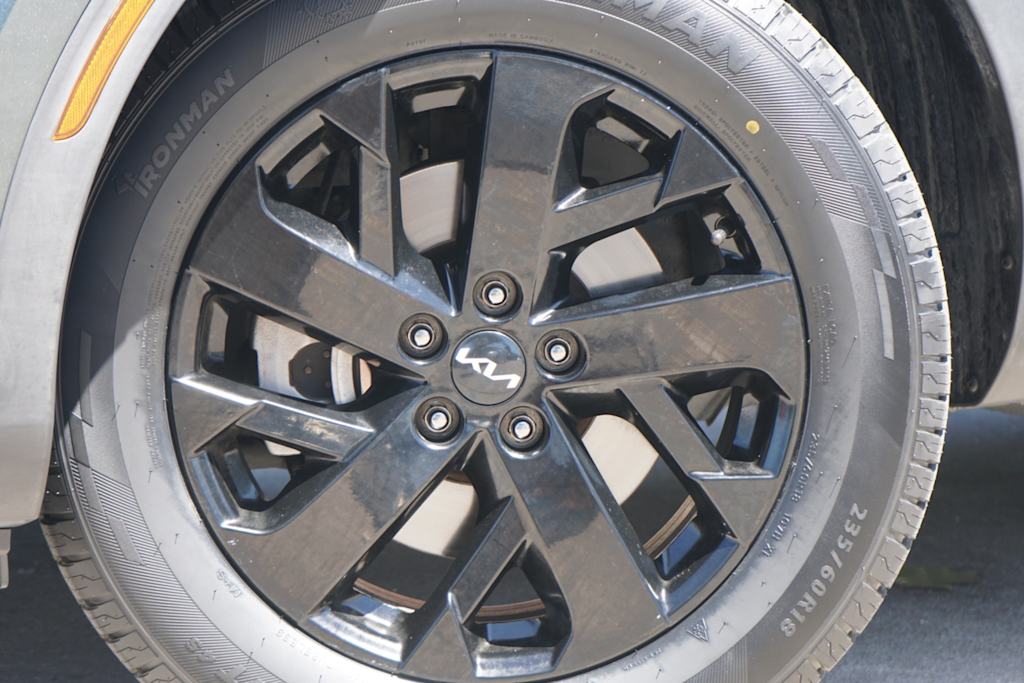 Thumbnail: 2022 Kia Sorento - 6