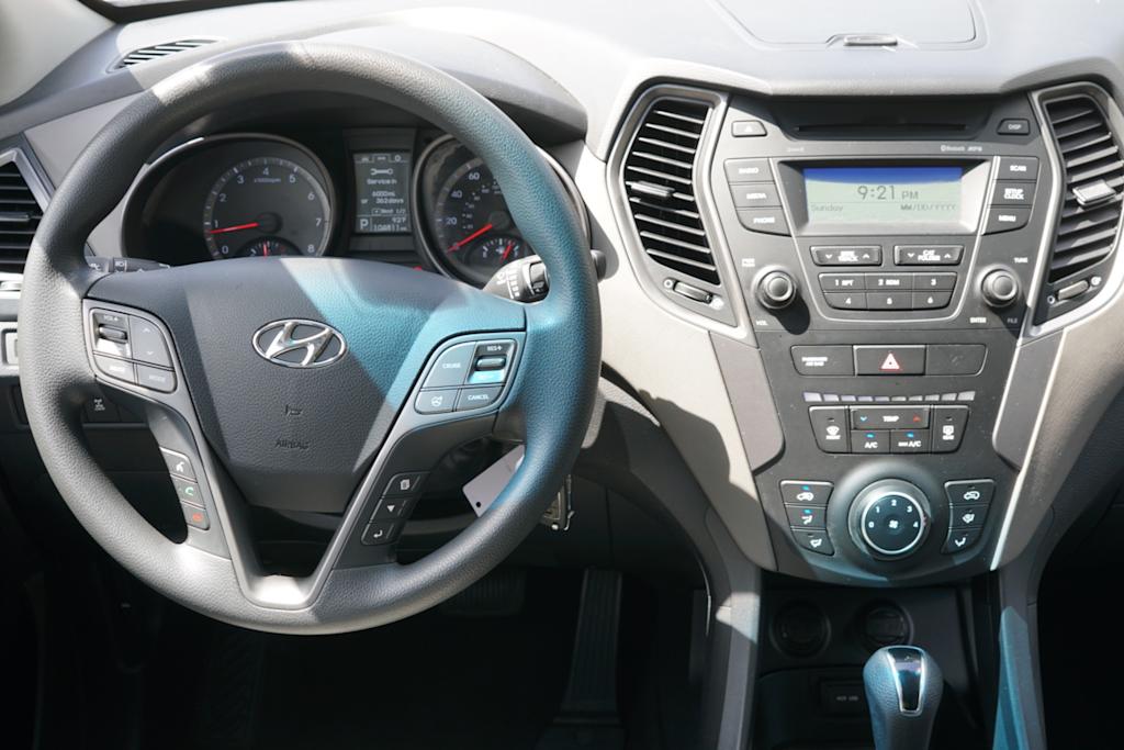 Thumbnail: 2015 Hyundai Santa Fe - 6