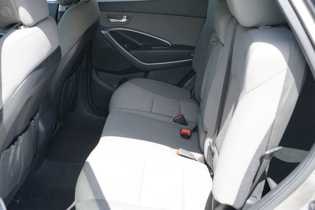 Thumbnail: 2015 Hyundai Santa Fe - 9