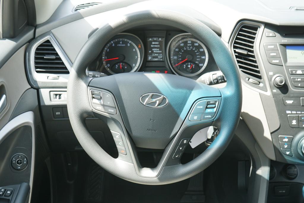 Thumbnail: 2015 Hyundai Santa Fe - 10
