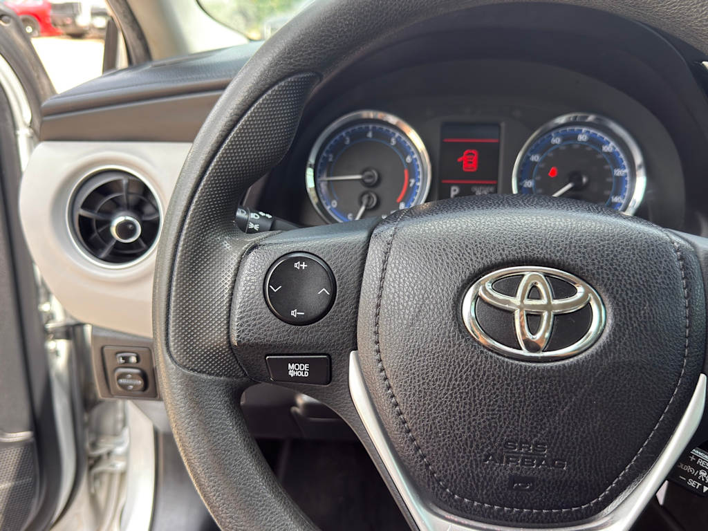 Thumbnail: 2017 Toyota Corolla - 22
