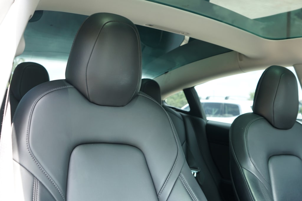 Thumbnail: 2019 Tesla Model 3 - 28