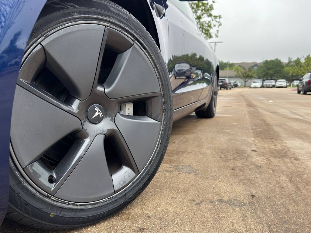 Thumbnail: 2023 Tesla Model 3 - 13