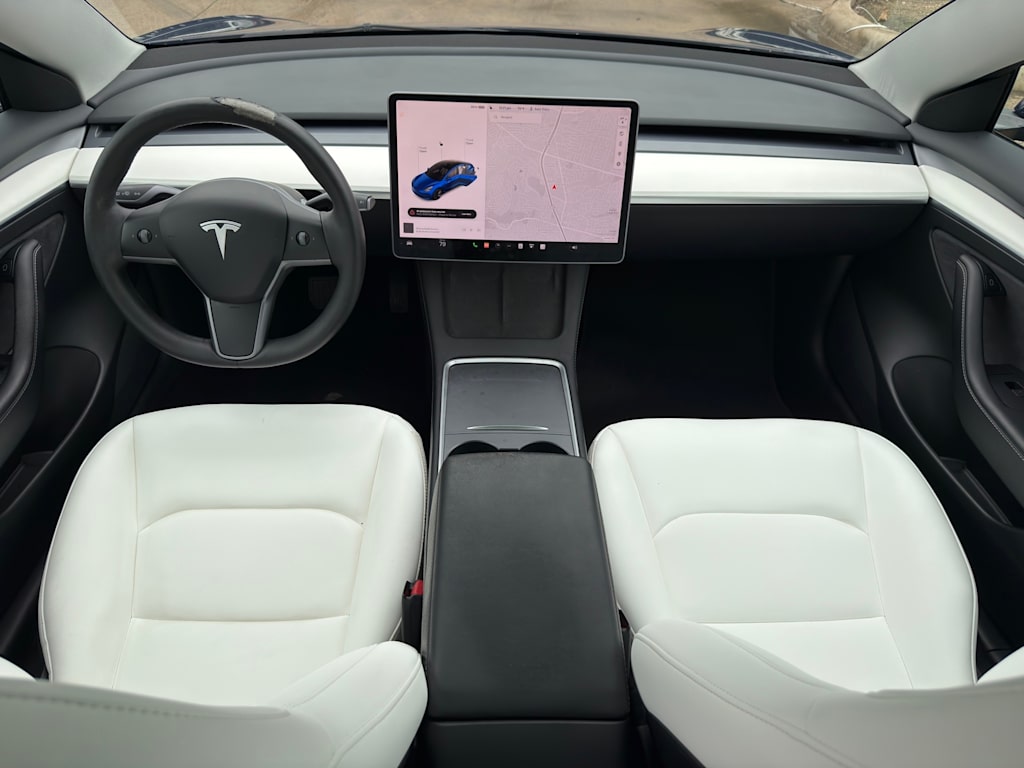 Thumbnail: 2023 Tesla Model 3 - 19