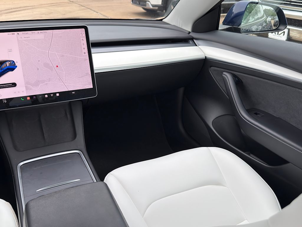 Thumbnail: 2023 Tesla Model 3 - 20