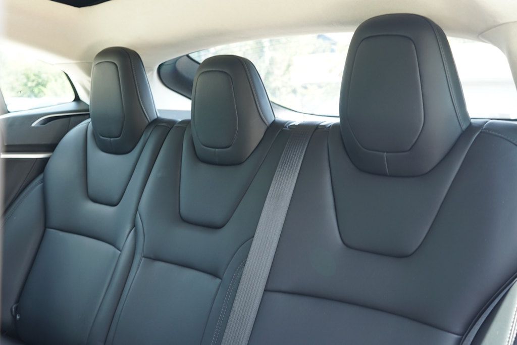 Thumbnail: 2017 Tesla Model S - 10